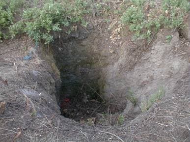 (Chamado “Poço dos Mouros” situado na parte mais a Este do esporão)